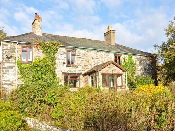 Hendre Aled Farmhouse Llansannan Exterior photo